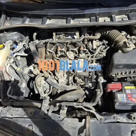 toyota-corolla-d4d-2012-image-4