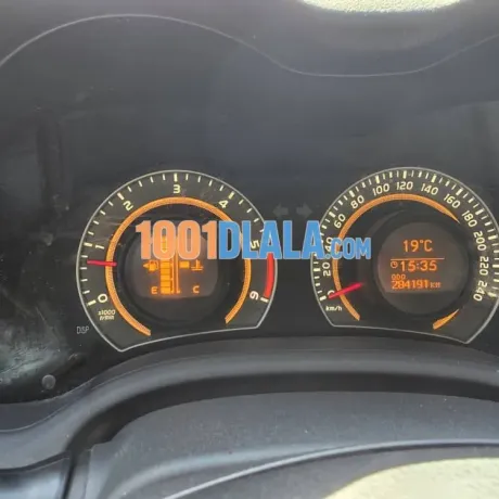 toyota-corolla-d4d-2012-image-18