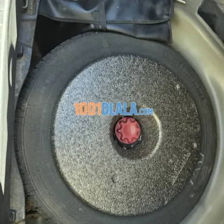 toyota-corolla-d4d-2012-image-6