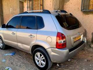 hyundai-tucson-2009