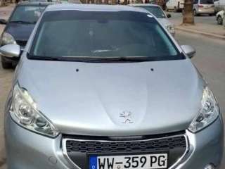 peugeot-208-2013