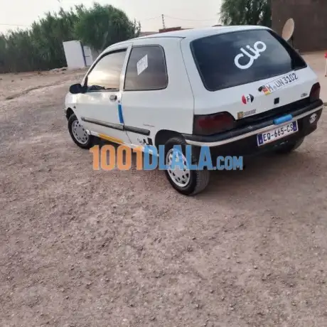 renault-clio-1-1997