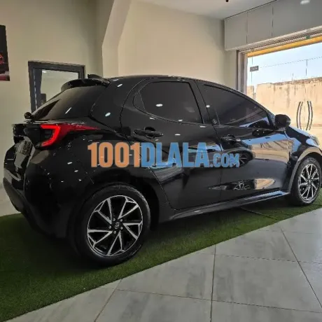 toyota-yaris-2023