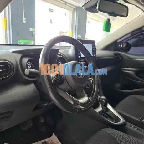 toyota-yaris-2023-image-11