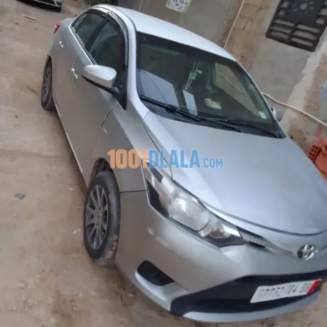 toyota-yaris-2014