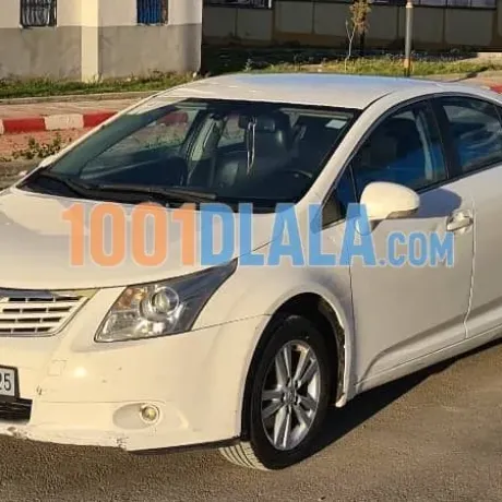toyota-avensis-2011