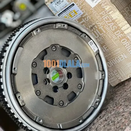 vola-moteur-renault-clio-4-gt