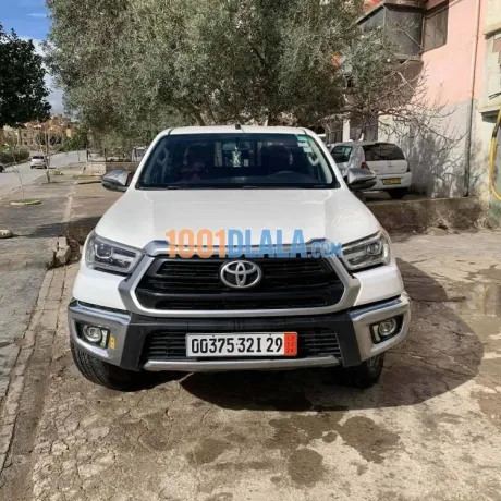 toyota-hilux-2021