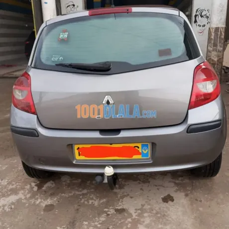 renault-clio-3-2008-image-8