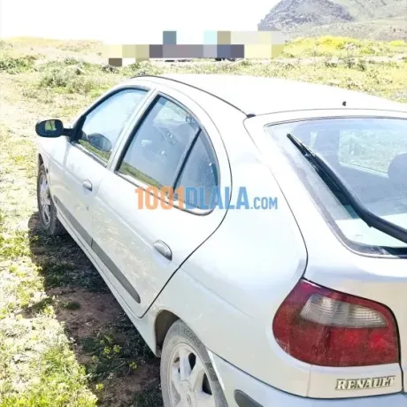 renault-megane-1-2001